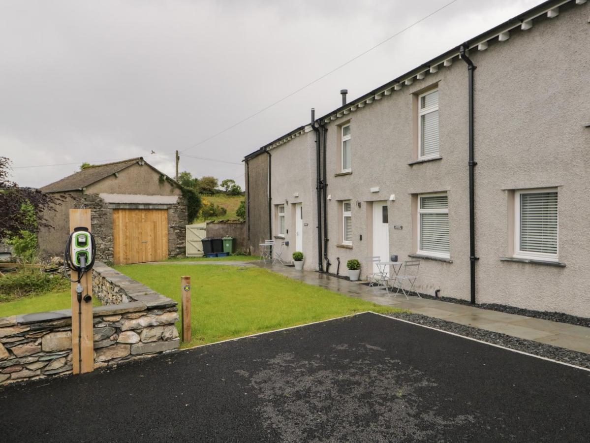Oxen Park Farm Cottage Ulverston Kültér fotó