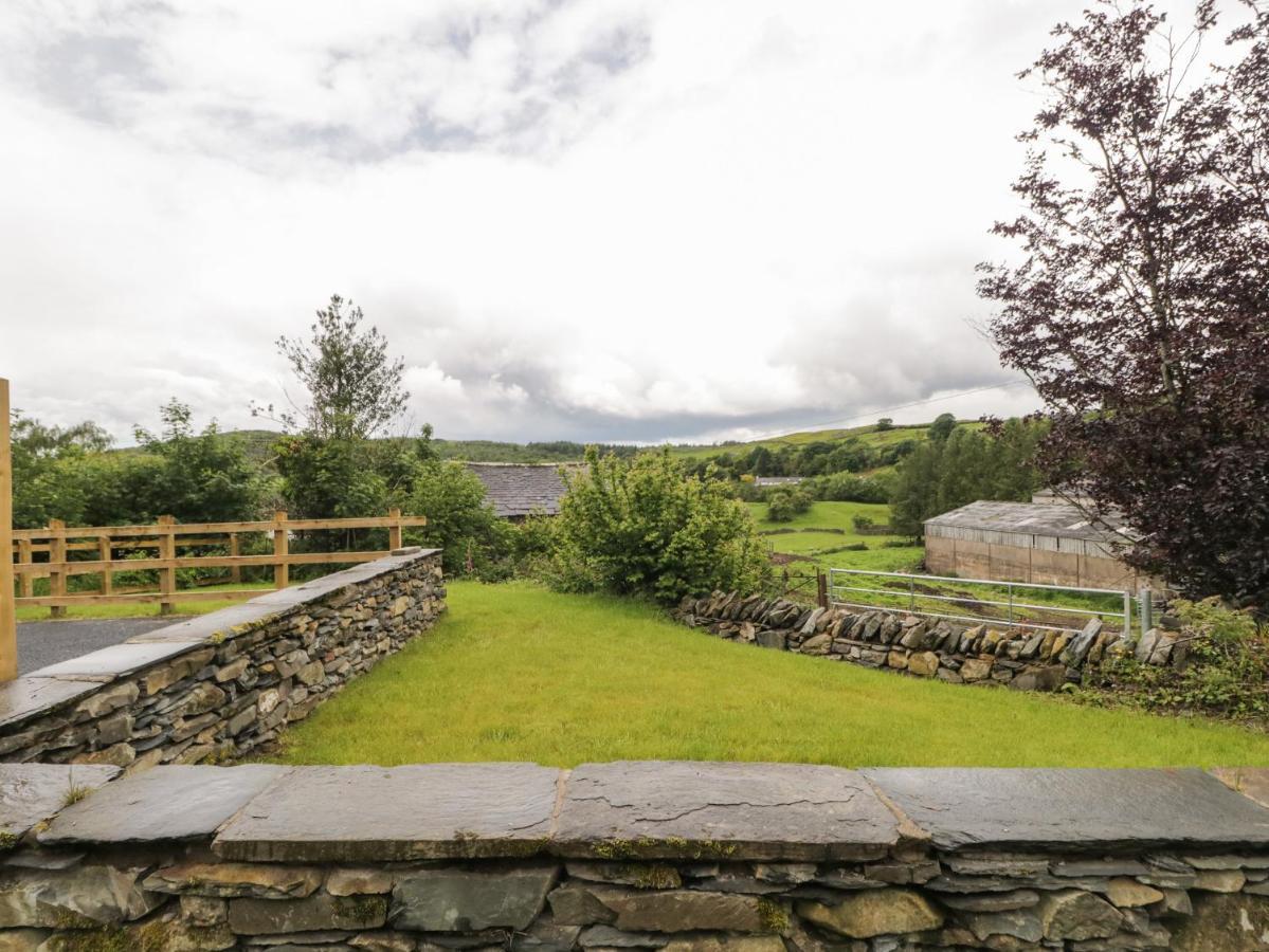 Oxen Park Farm Cottage Ulverston Kültér fotó
